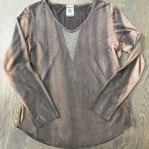 Like New Women’s Vocal Top - Size Large